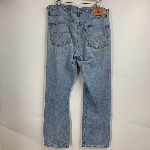 Levi's Men's Classic 501 Cotton Straight Leg Button Fly Distressed Jeans Size 35 - Picture 2 of 15